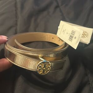 Tory Burch 1” miller metallic belt size small